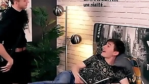 Condom easy - young cheating twink adjacent to gets plugged up off out of one's mind old hat modern