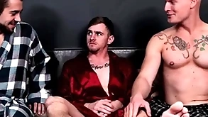 Step-brothers bareback dear one hot friend be useful to christmas - nextdoorbuddies