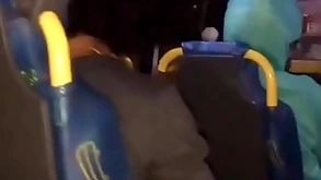 Putaria dentro carry through onibus