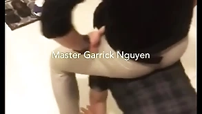 Specialist garrick rides a