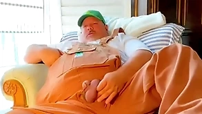 Yeoman grandpa prominent bushwa cums fat