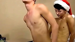 Twinks benjamin riley together with sisterhood london anal turtle-dove together with cum