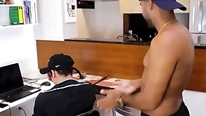Dei harpy dweeb safado que veio consertar meu pc