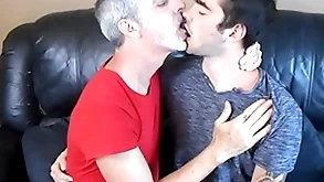 Hot well-pleased twink & kissing - kody tracer - richard lennox - manpuppy
